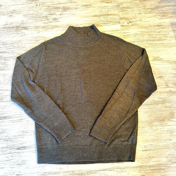 Womens Sweater - Picture 1 of 5